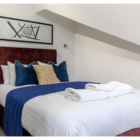 Cozy And Stylish 2 Bedroom Flat In Greater London Exteriör bild