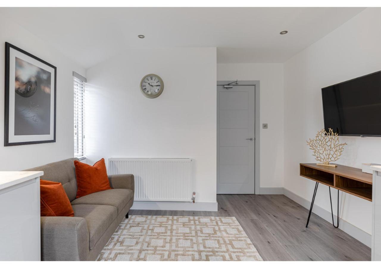 Cozy And Stylish 2 Bedroom Flat In Greater London Exteriör bild
