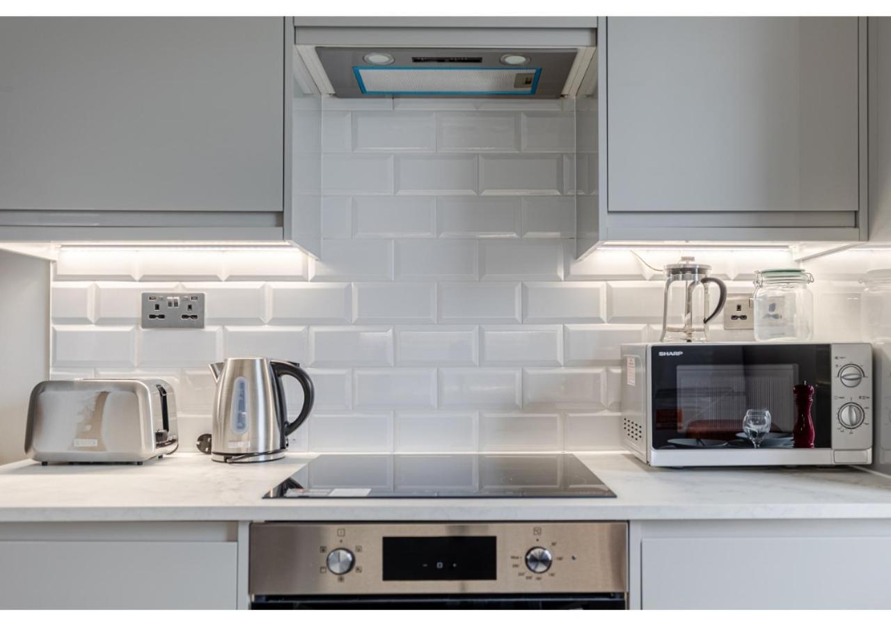 Cozy And Stylish 2 Bedroom Flat In Greater London Exteriör bild